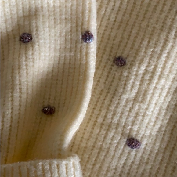 Lou & Grey cream sweater 🌸 - Picture 12 of 15